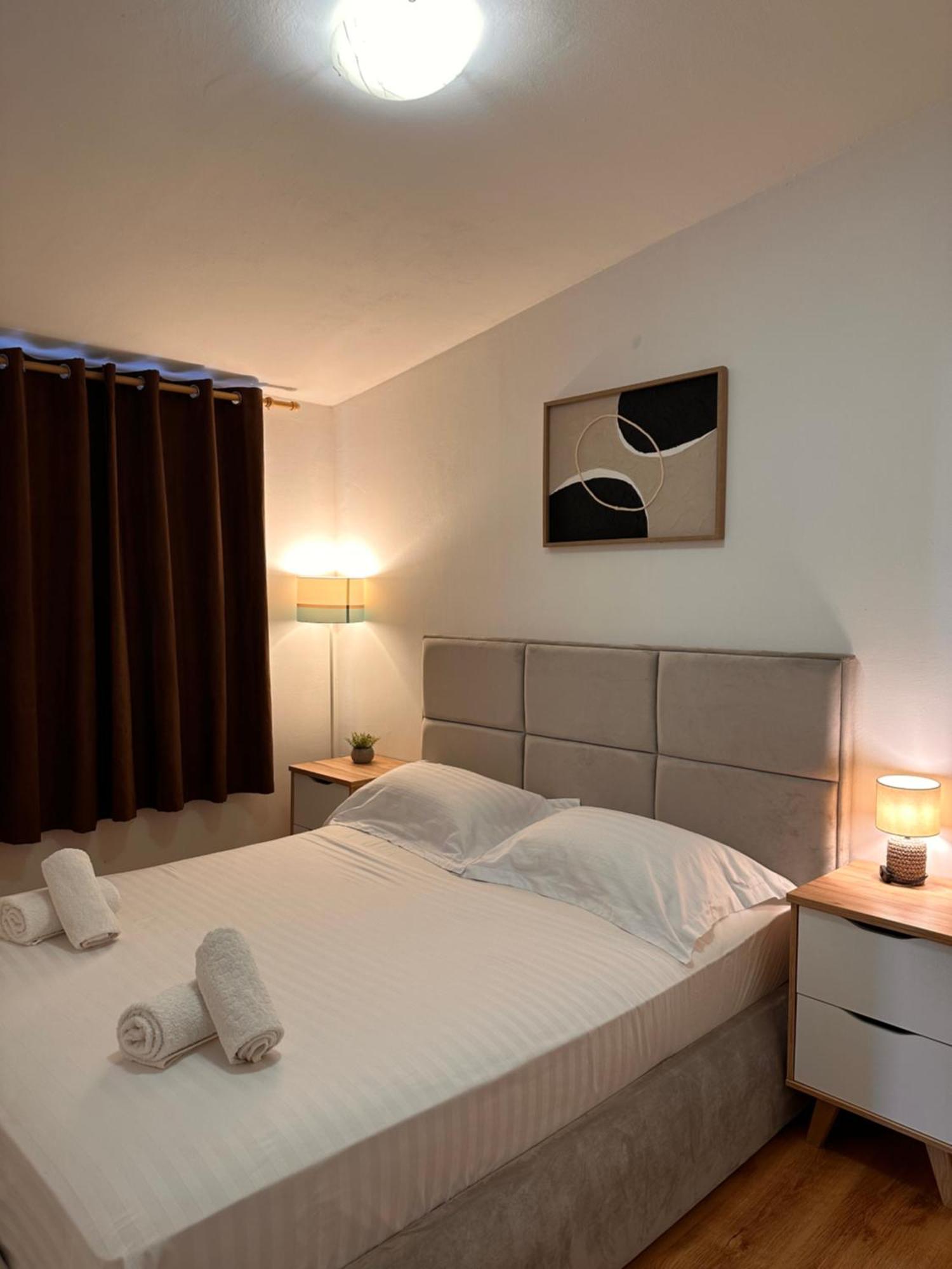 Apartments Roko Pridraga Экстерьер фото