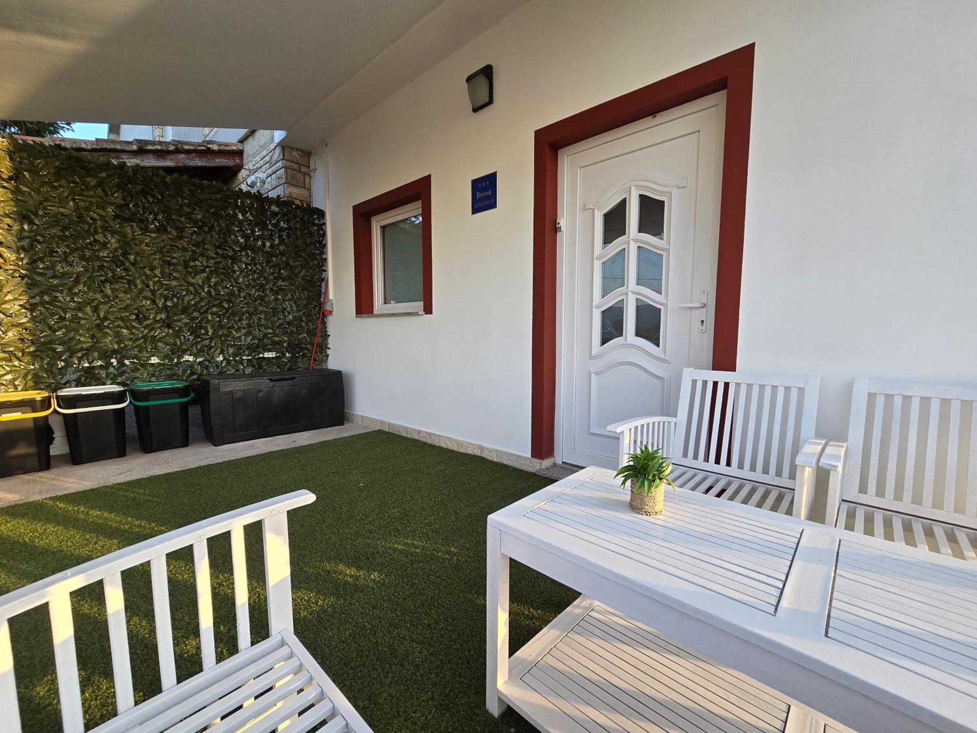 Apartments Roko Pridraga Экстерьер фото